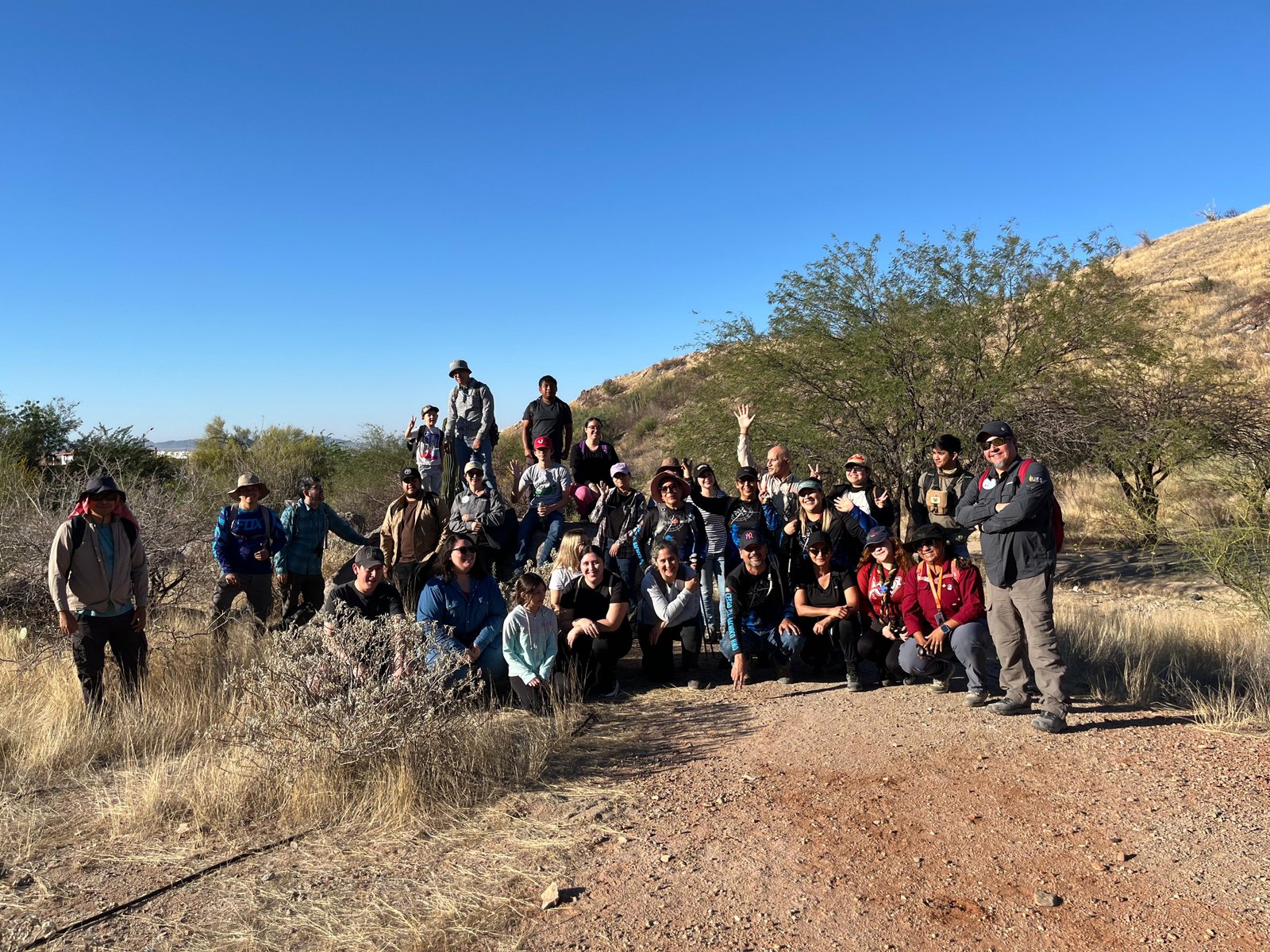 ASGA MX presente en la caminata de senderismo interpretativo en el Cerro Johnson
